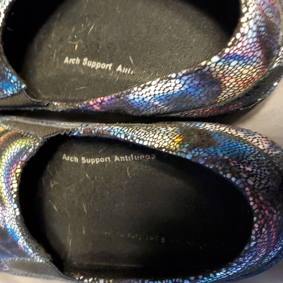 Spring Step Clogs - Picture 6 of 6